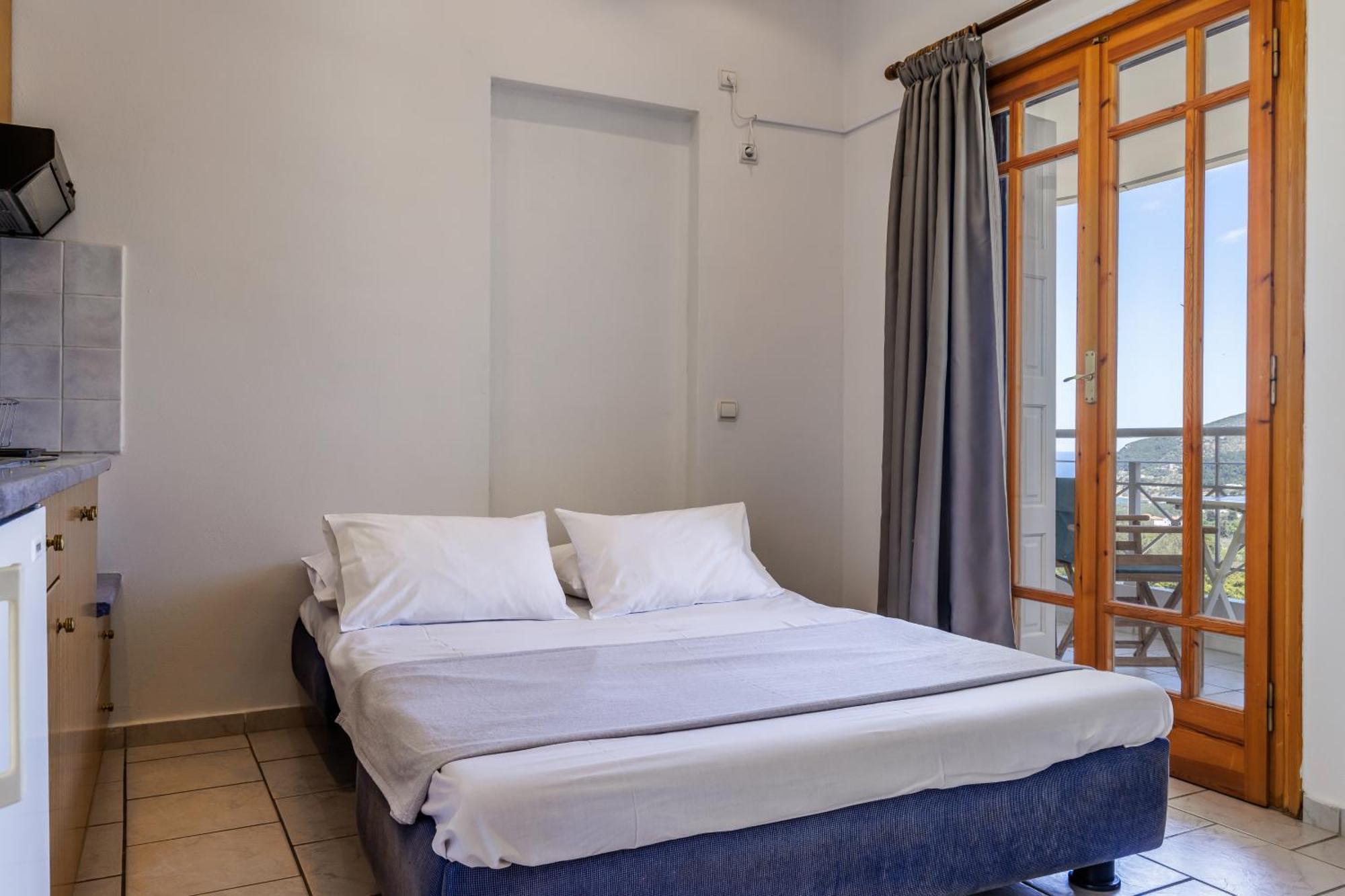 Likasti Apartment Skopelos Town Ngoại thất bức ảnh