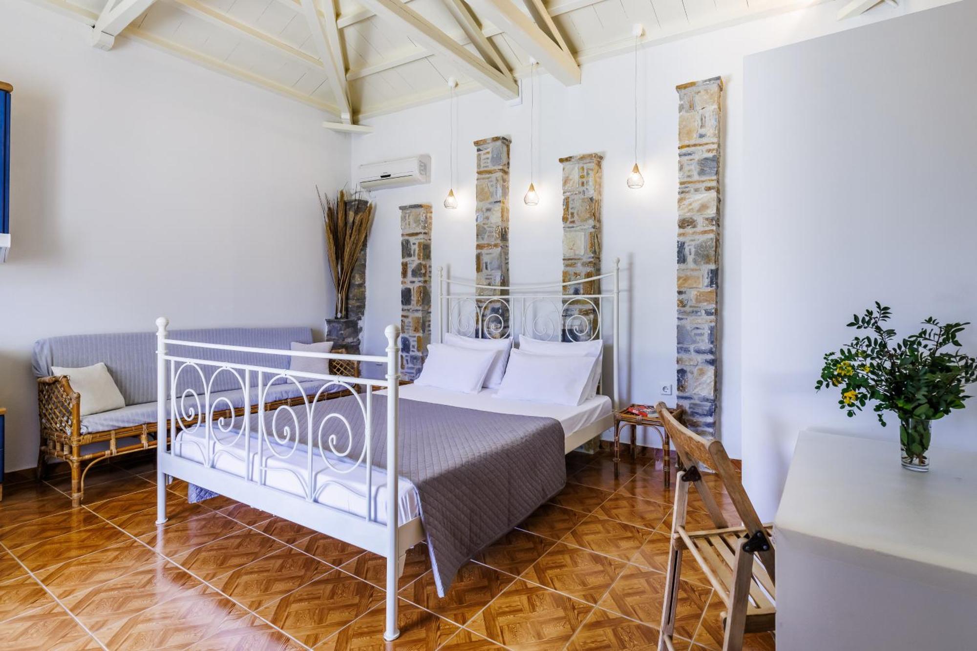 Likasti Apartment Skopelos Town Ngoại thất bức ảnh