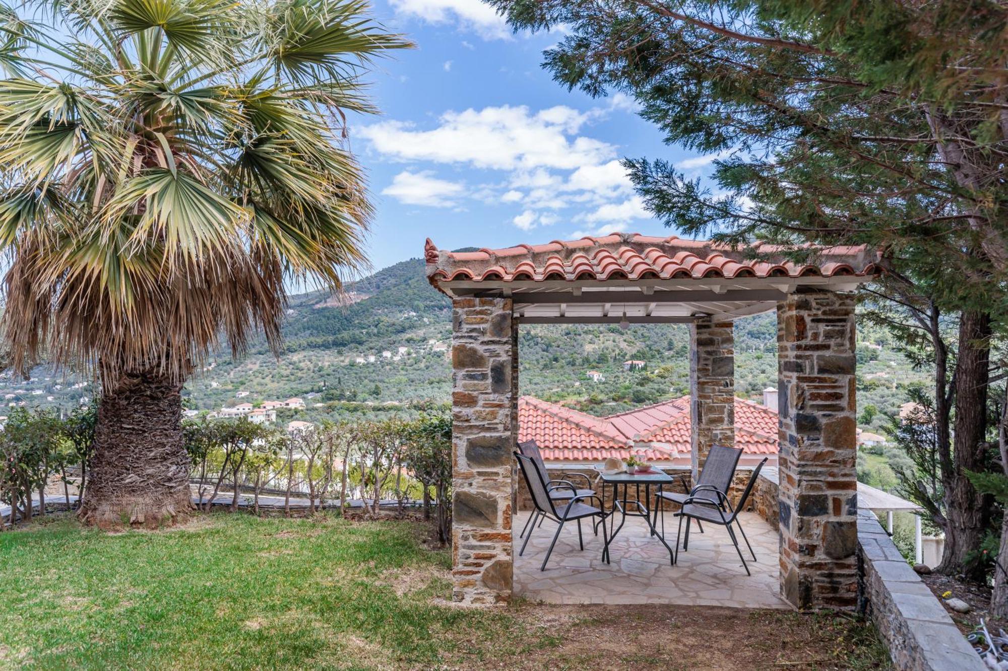 Likasti Apartment Skopelos Town Ngoại thất bức ảnh